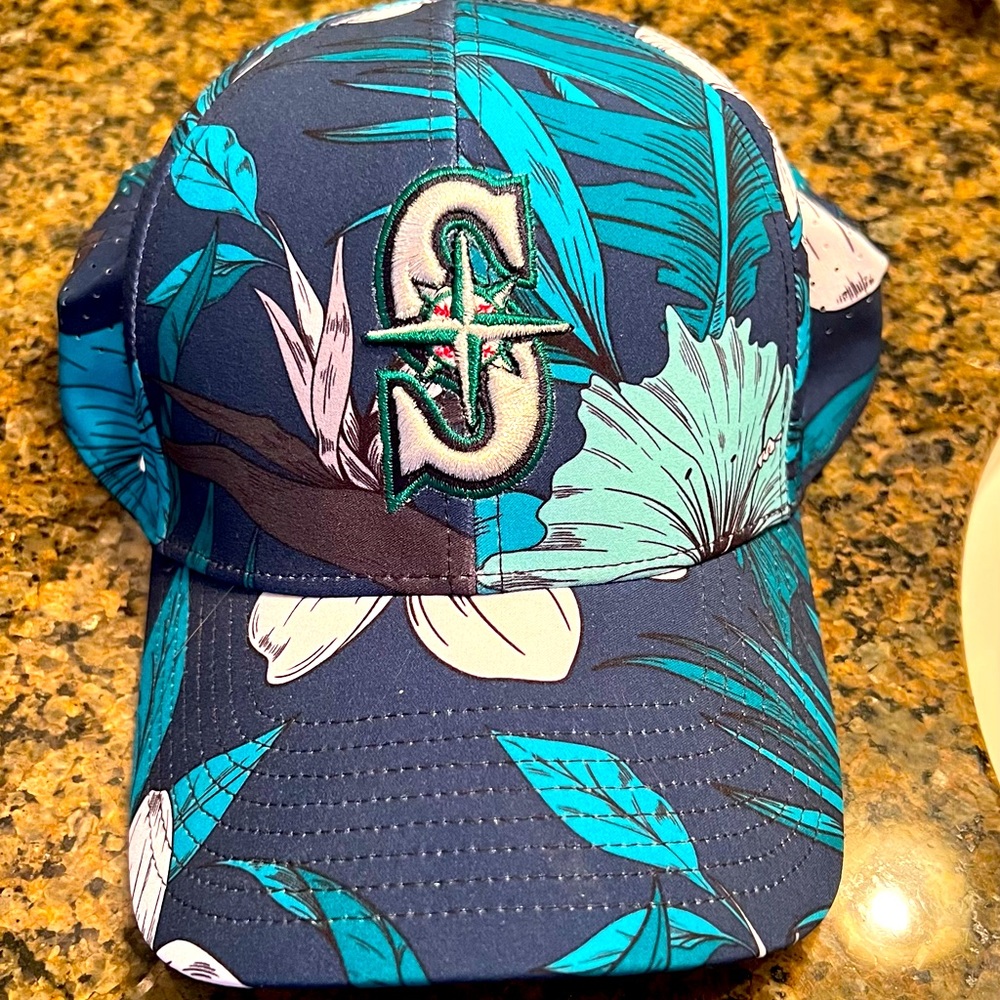 47 x Hurley Seattle Mariners Hat